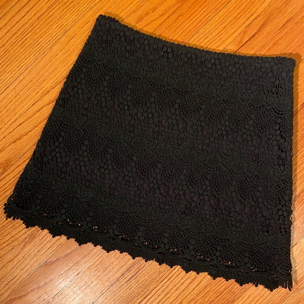 NWT Tart Collections Lace Mini Skirt